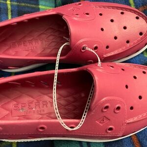 Brand New Sise 8 Women’s Sperry Float Boat Shoes